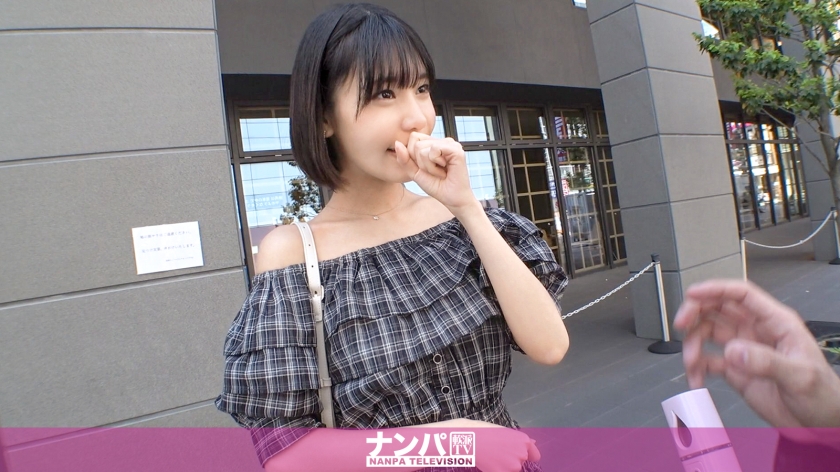 【浅草×高身長モデル体型×白肌美女】出現確率低めのレア美人をナンパ成功！美容トークで警戒心を解きほぐし、デンマ→手マン→キス→本番まで一直線！スラッと伸びた脚と透ける白肌がエロすぎて理性崩壊！！ マジ軟派、初撮。 2213